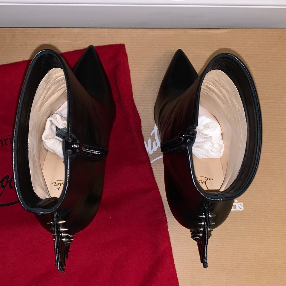 AUTHENTIC Christian Louboutin Brand New boots size 37 half w spikes and studs - Picture 3 of 8
